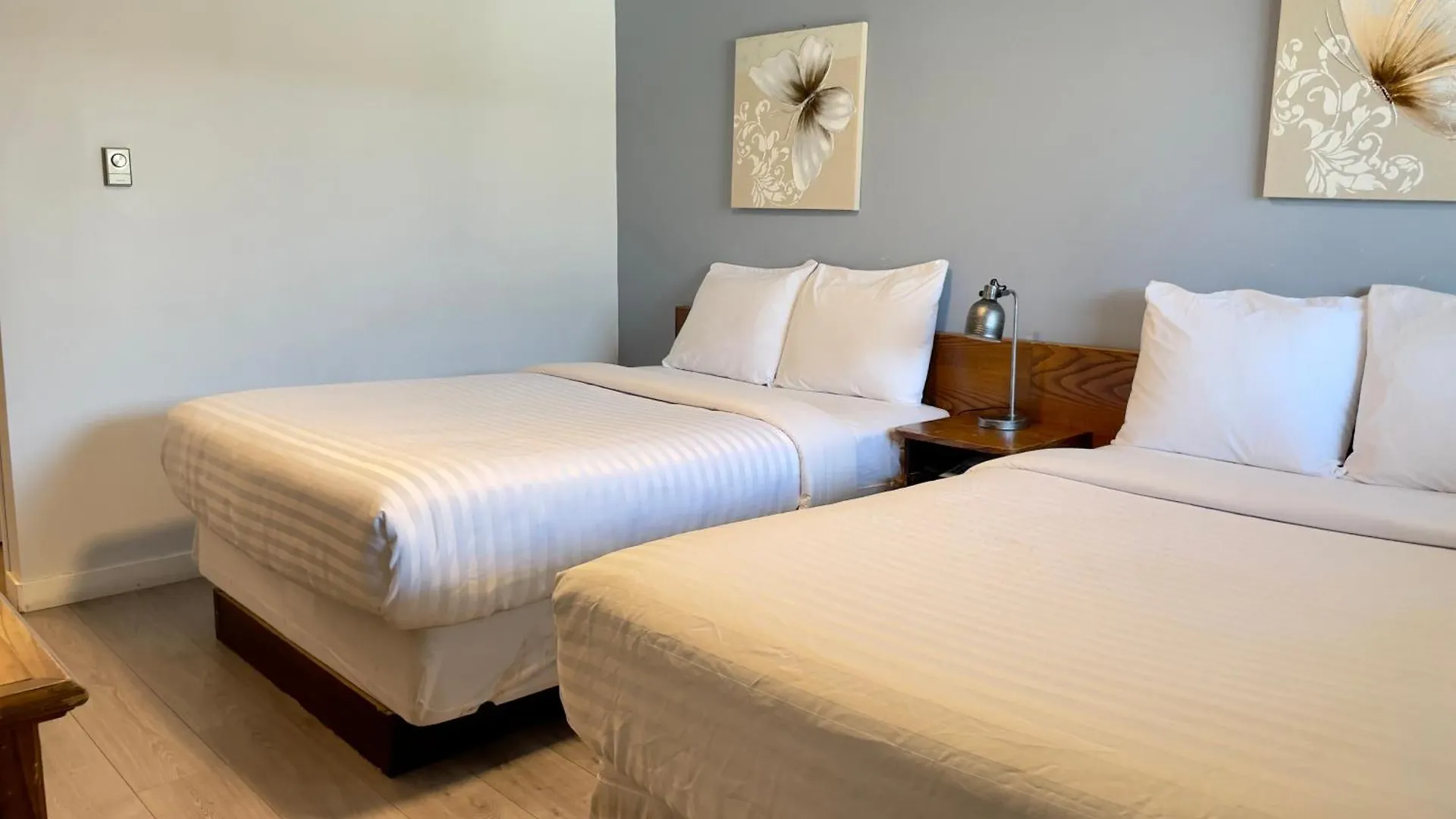 **  Departure Bay Motel Nanaimo Canada